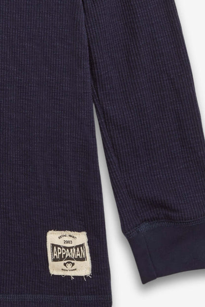 CRAFTSMAN THERMAL HENLEY IN NAVY BLUE DETAIL VIEW