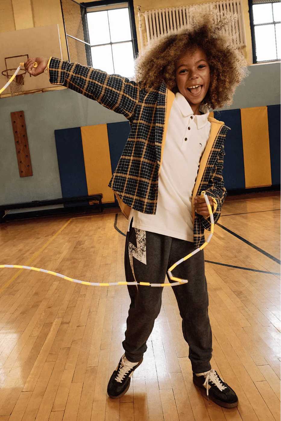 SIDEWALK SWEATS IN WASHED GREY FRONT VIEW
