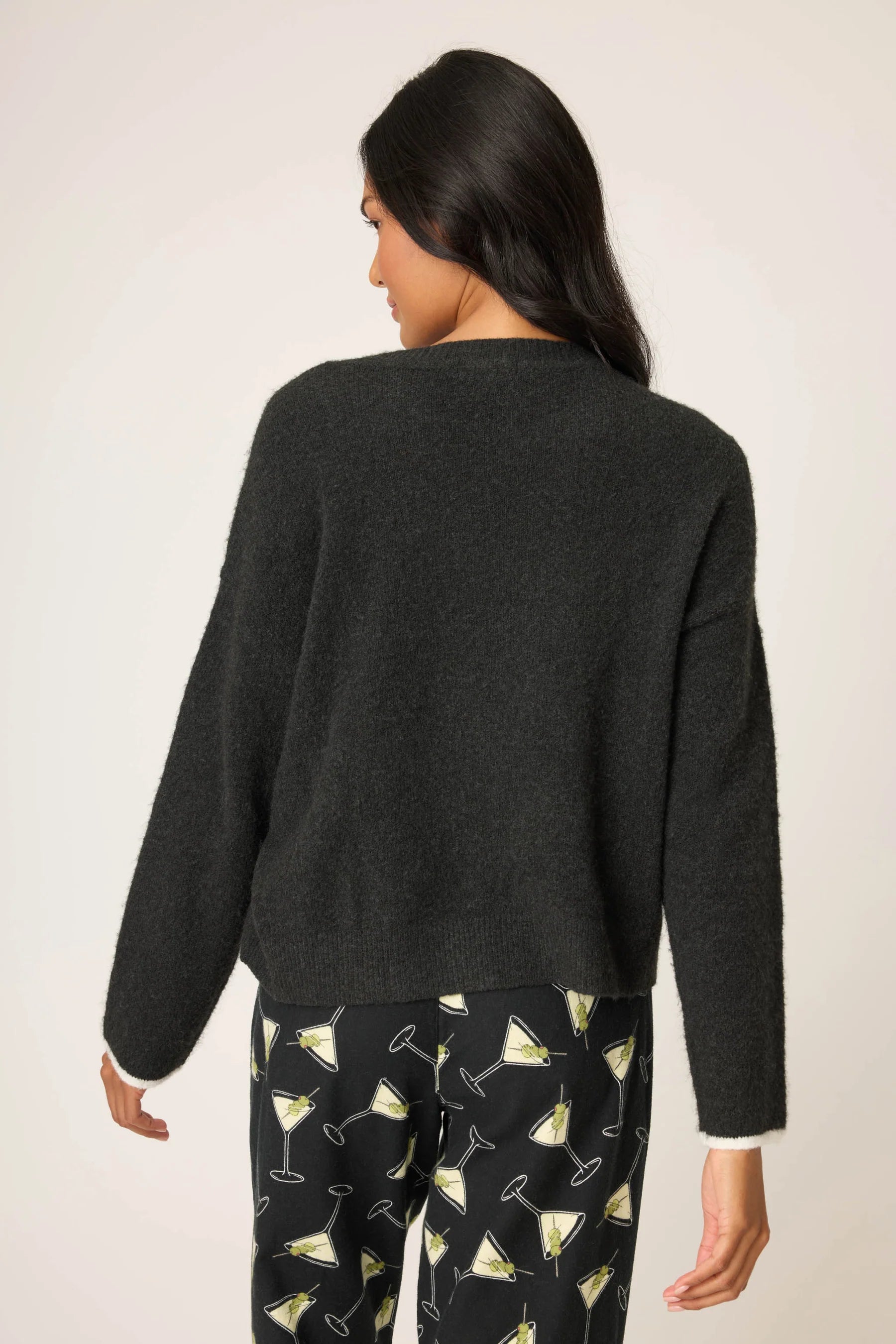 MERRIER WITH A MARTINI LONG SLEEVE IN BLACK BACK VIEW