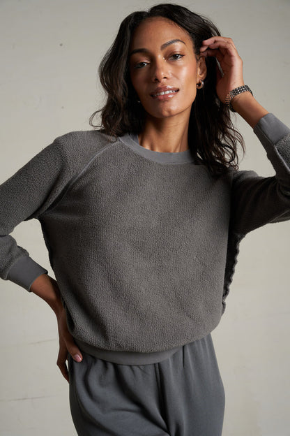 ZIGGY FLEECE LONG SLEEVE SHRUNKEN CREW IN CHARCOAL FRONT VIEW