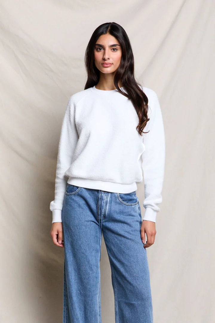 Ziggy Fleece Crewneck Sweatshirt in white 