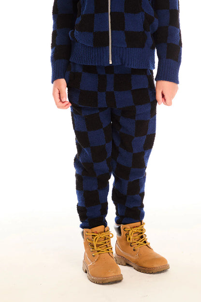 LOUNGE PANT WITH POCKET ON MOUNTAIN CHECK FRONT VIEW
