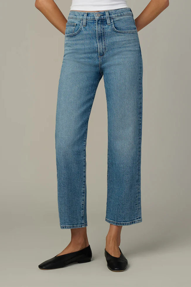 The Margo crop straight jean in good eye front view