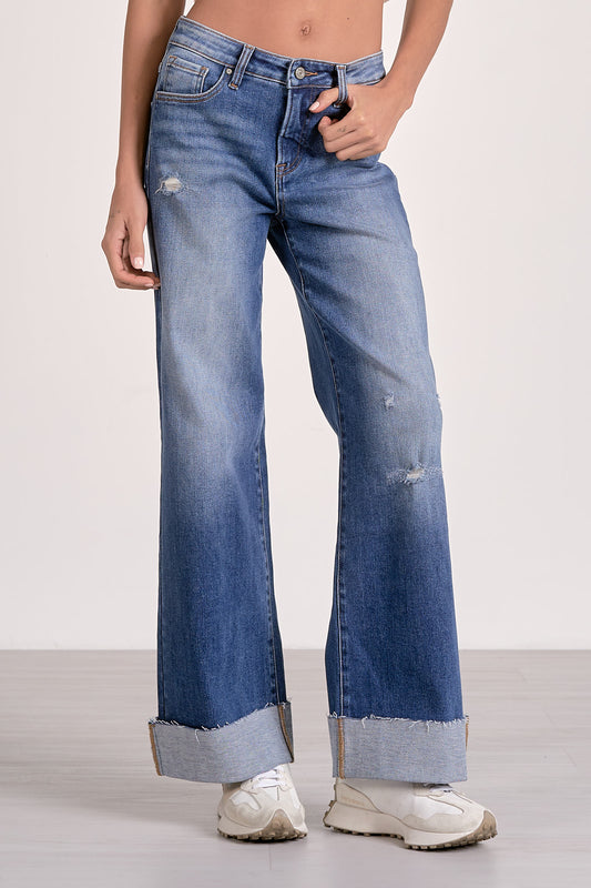 CUFFED BOTTOM JEANS IN DENIM WASH FRONT VIEW