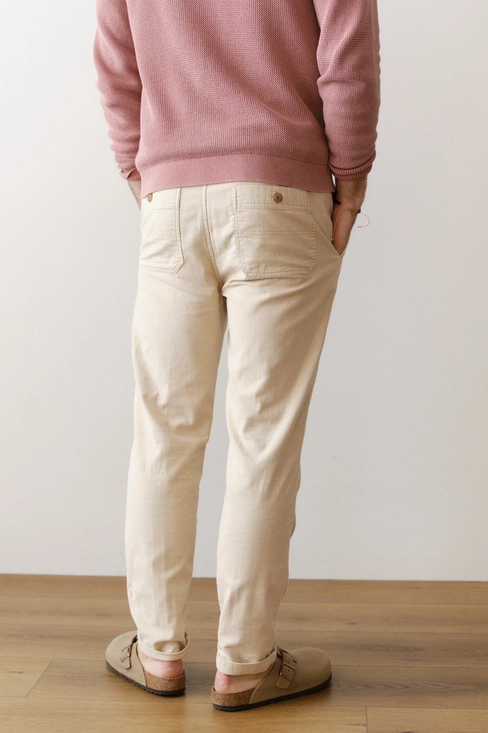 Saturday slim stretch beach pant in fog back view