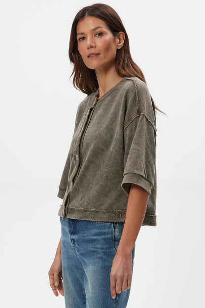 Dark caper wide-sleeve cardigan with round neck and four-button placket