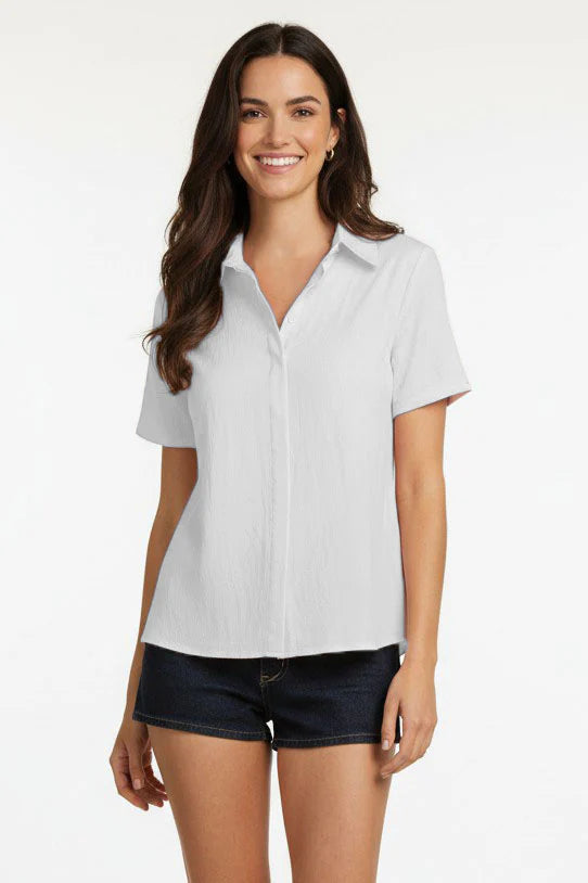 Short sleeve hidden placket blouse in off white