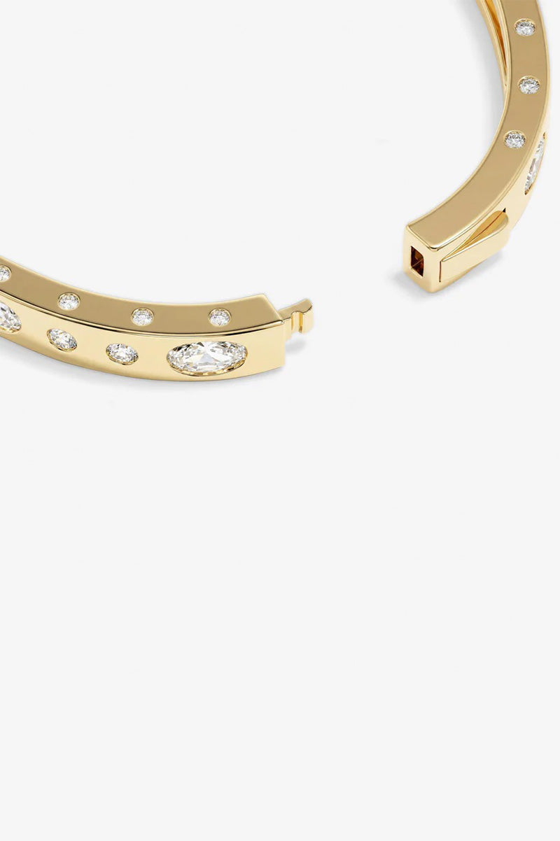 Ashley sunset lock cuff 6mm bracelet in gold white in clasp view