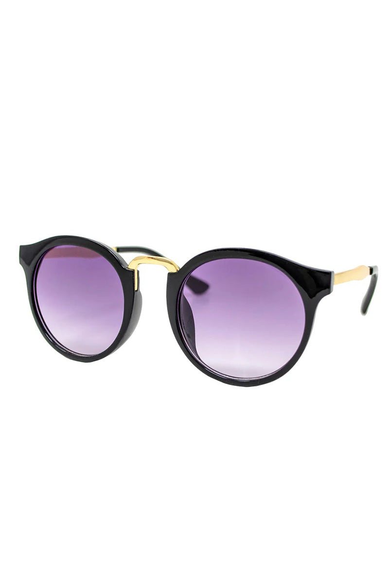 Retro cat sunglasses in black front view