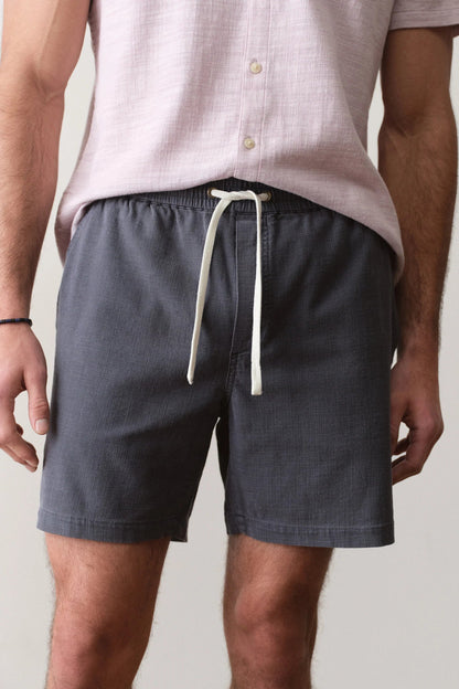 SATURDAY BEACH SHORT 6" IN FADED BLACK FRONT VIEW