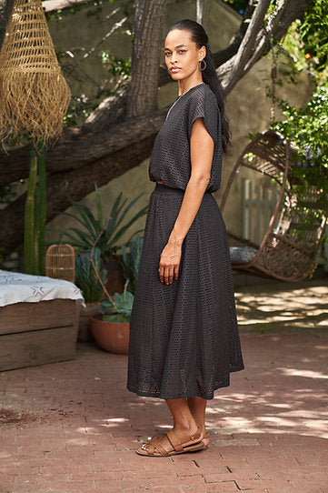 Bubble top n skirt set with necklace in black side view