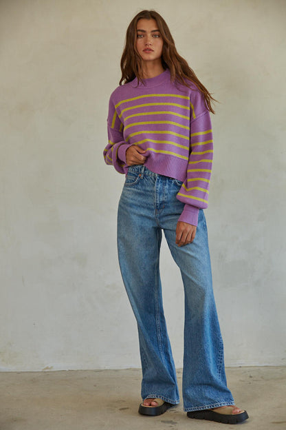 THE JAYNETTE PULLOVER IN LAVENDER FRONT VIEW