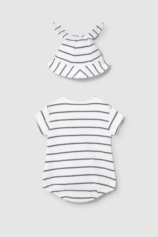 Newborn romper and hat set in whiteboard back view