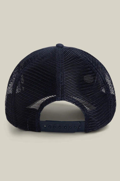 Bear trucker in edge back view