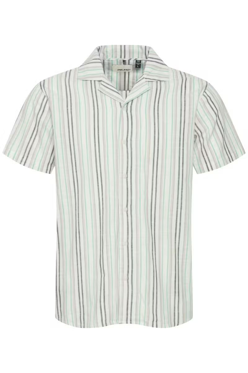 Short-sleeve button-down shirt with vertical thin stripes, point collar, button placket