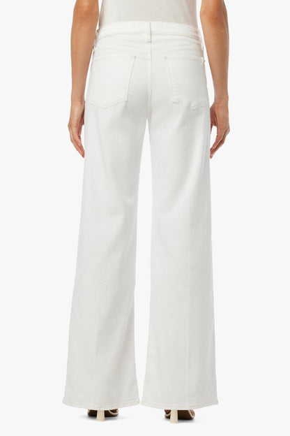 White low-rise wide-leg jeans, back view with two back pockets
