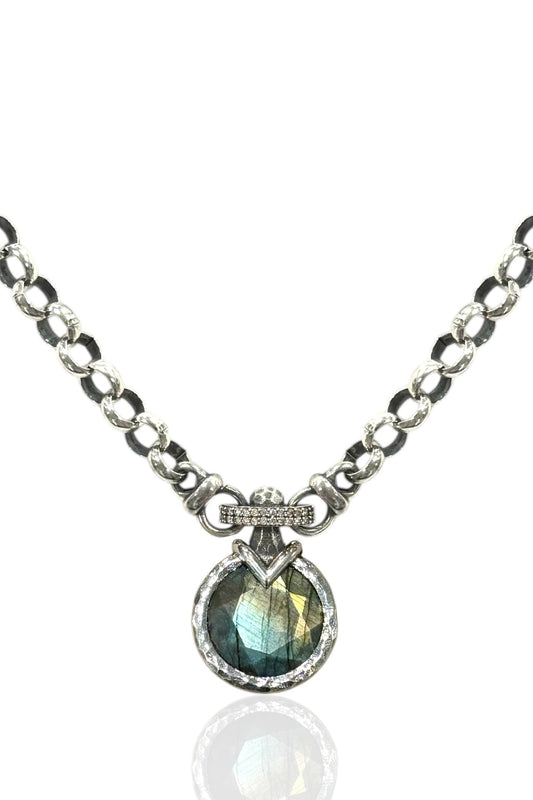VECCHIO necklace with vintage silver chain and oval labradorite-style pendant