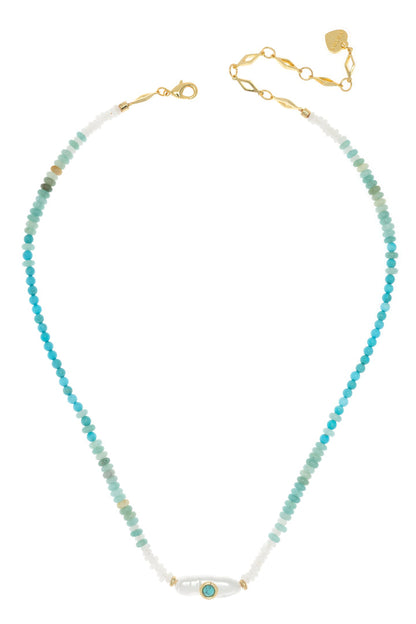 Short beaded necklace with turquoise and white stones, gold clasp and extender