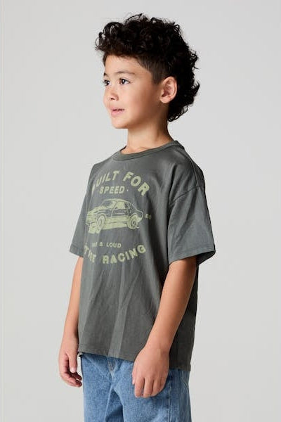 Car show tee side view 