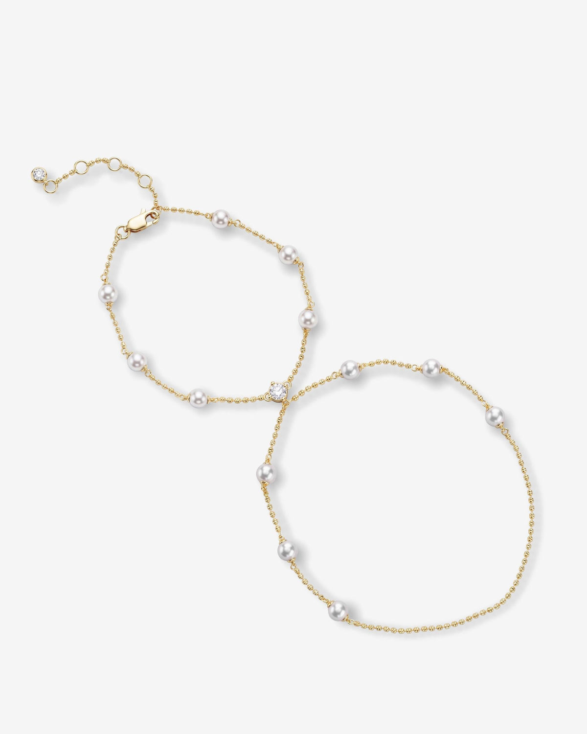 PERFECT PEARL HAND CHAIN