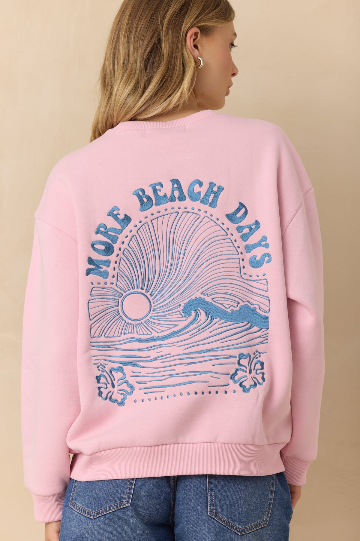 FLEECE CREW WITH EMBROIDERY