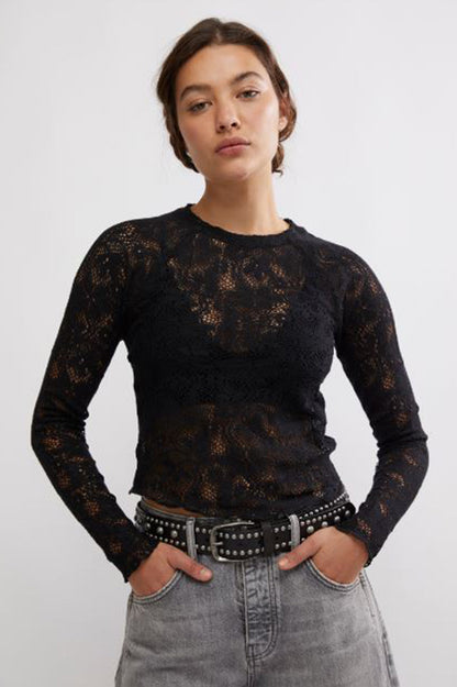 IN THE MEADOW TEE