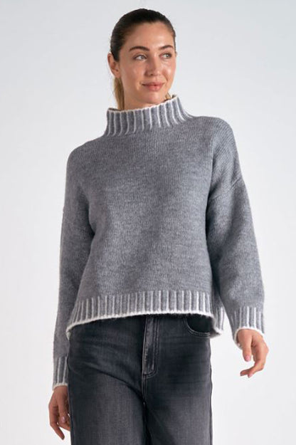 STITCHING SWEATER