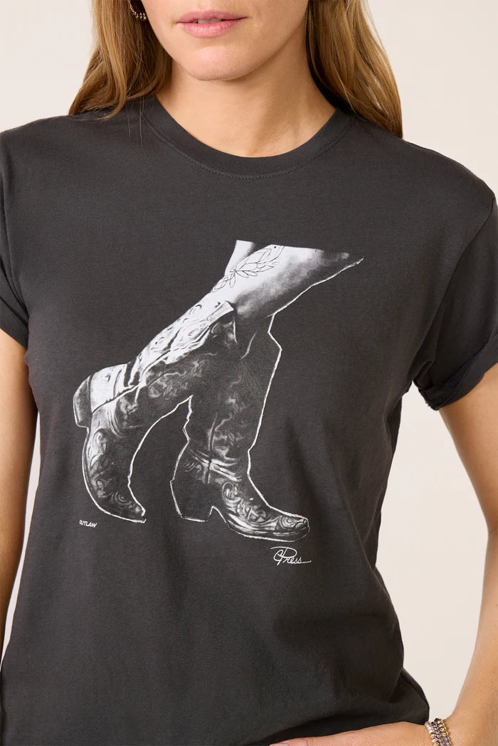 OUTLAW MUSHIE TEE IN WORN BLACK FRONT VIEW